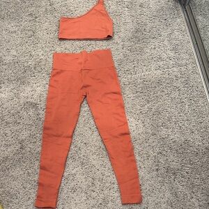 Set Active size S  One-Shoulder Leggings Set